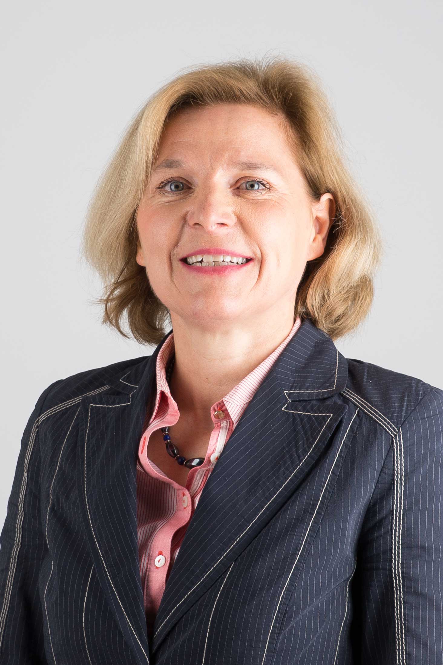 Anne-Mione-web