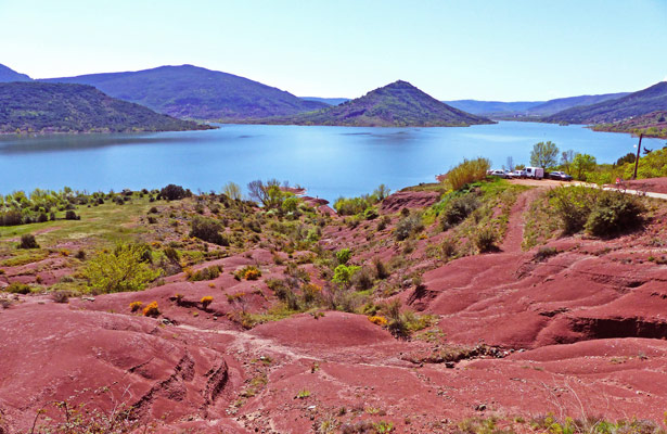 que-faire-a-montpellier-Lac-du-Salagou-Herault