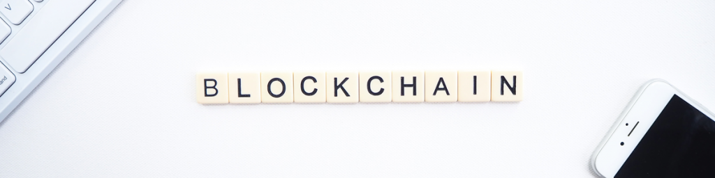 visuel-bandeau-blockchain-launchpresso-h5iazR-wljU-unsplash Montpellier Management certifie ses diplômes via la blockchain