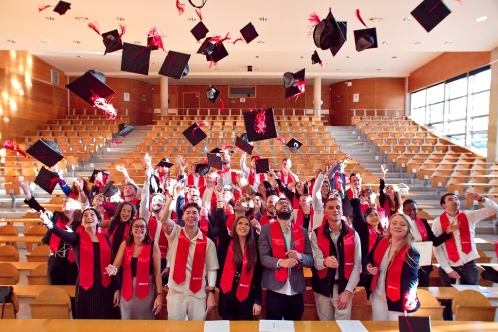 Remise de diplômes du domaine de spécialité Audit Comptabilité Contrôle Finance