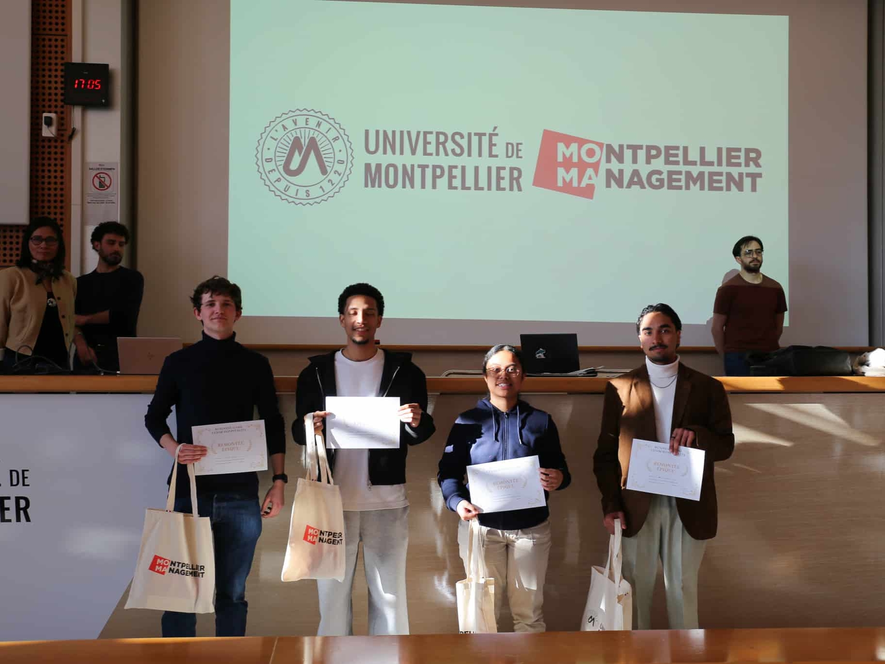 Remontada Meilleure satisfaction Business game L3 2026